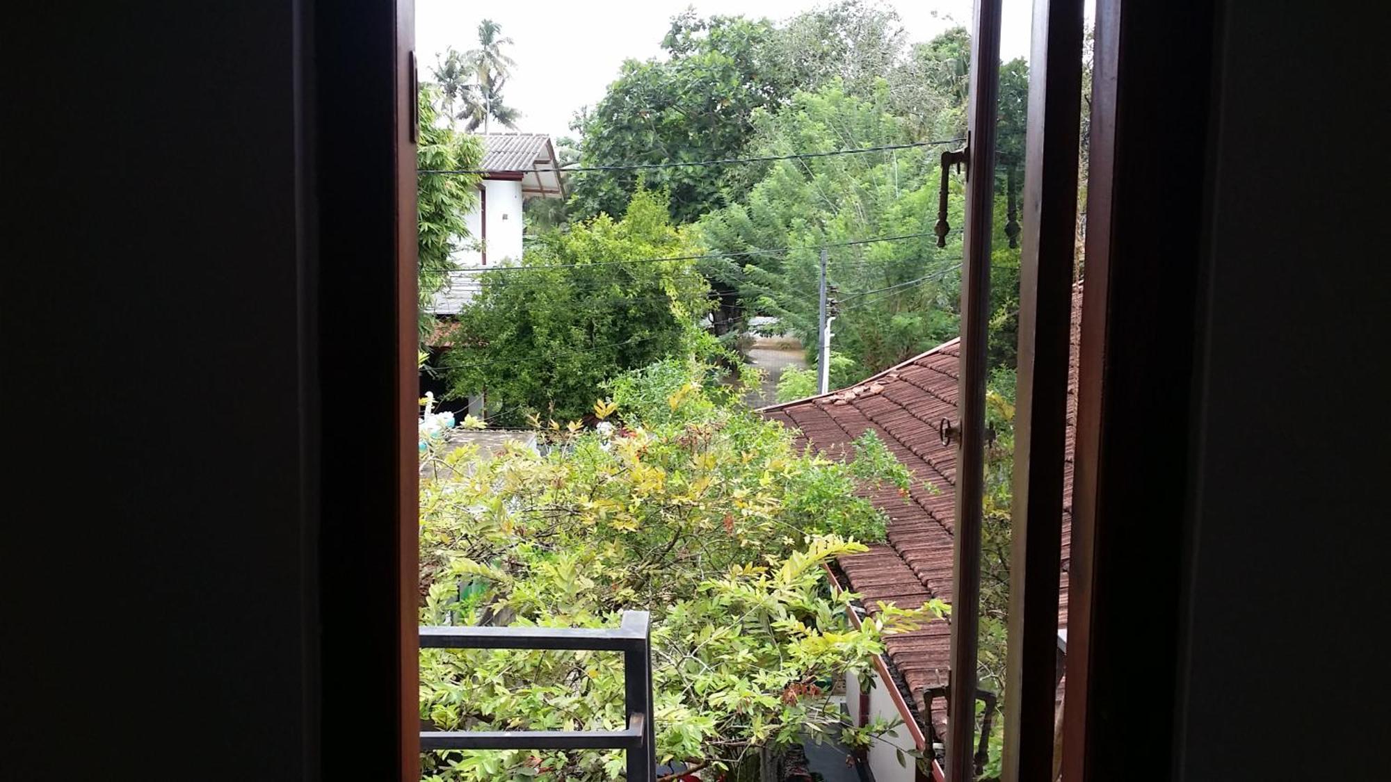 Kaween Homestay Уелигама Екстериор снимка