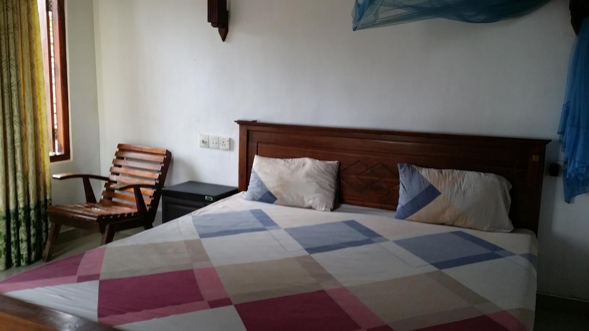Kaween Homestay Уелигама Екстериор снимка